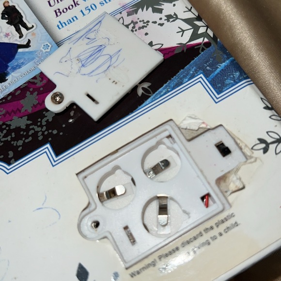 Disney’s Frozen Sing Along Book - Picture 8 of 10